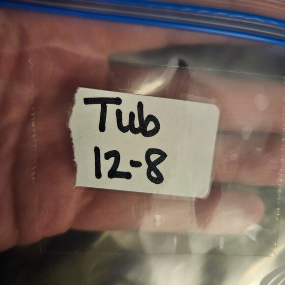 Tahari Womens Green & White Tropical Leaf Print Linen Shorts Belt Pockets L‎ - Picture 13 of 13